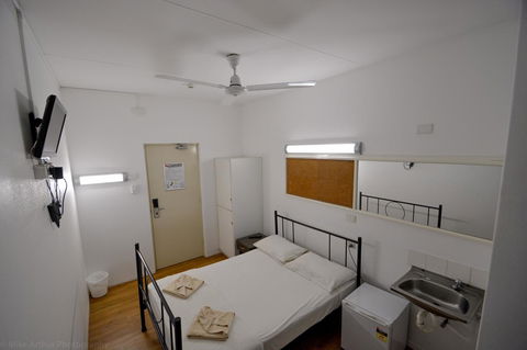 Youth Shack Backpackers Darwin - Accommodation Port Hedland 6