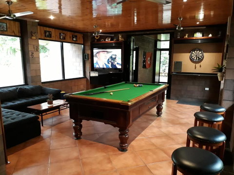 DARWIN'S SHADY ACRES RETREAT - Accommodation Port Hedland 18