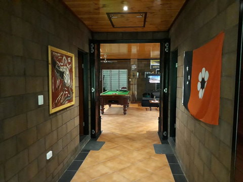 DARWIN'S SHADY ACRES RETREAT - Accommodation Port Hedland 15