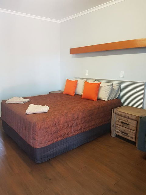 Safari Lodge Motel - Accommodation Port Hedland 0