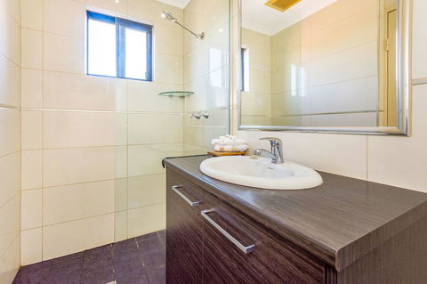 Quality Hotel Darwin Airport - Accommodation Port Hedland 20
