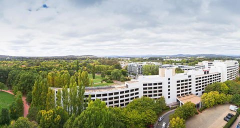 Crowne Plaza Canberra, An IHG Hotel - Accommodation Port Hedland 0