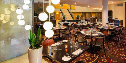 Crowne Plaza Canberra, An IHG Hotel - Accommodation Port Hedland 3