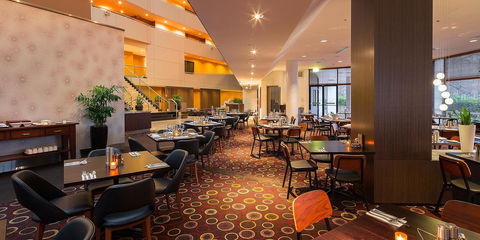 Crowne Plaza Canberra, An IHG Hotel - Accommodation Port Hedland 4