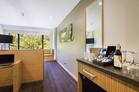 Crowne Plaza Canberra, An IHG Hotel - Accommodation Port Hedland 42