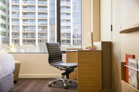Crowne Plaza Canberra, An IHG Hotel - Accommodation Port Hedland 40