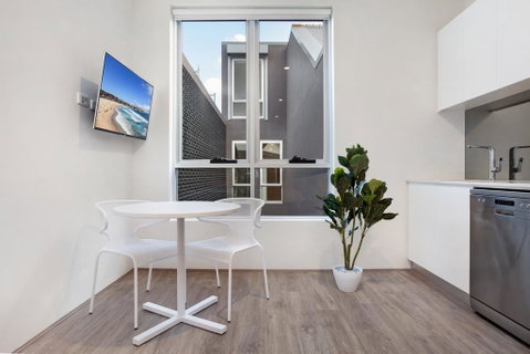 Bondi Beach Studio King Suite 1 - Accommodation Port Hedland 2