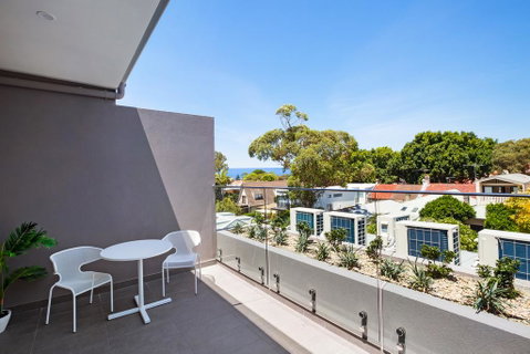 Bondi Beach Studio Penthouse Suite + Balcony - Accommodation Port Hedland 2
