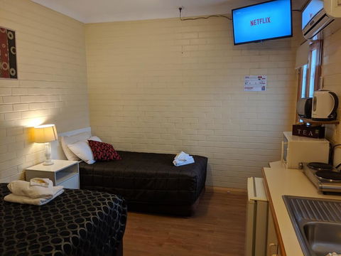 Bondi Motel - Accommodation Port Hedland 1