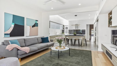 Boutique Stays - Victorian Vogue, Richmond House - Accommodation Port Hedland 0