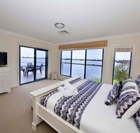 Brookwater- Waterfront on Lake Mulwala - Accommodation Port Hedland