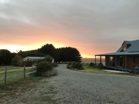 Buln Buln Cabins - Accommodation Port Hedland 1