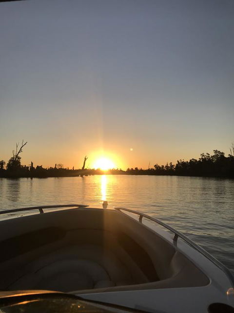 Bundalong Waterfront - Accommodation Port Hedland 1