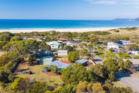 BUNGALOW BEAUTY - Hosted By: L'Abode Accommodation - Accommodation Port Hedland 2