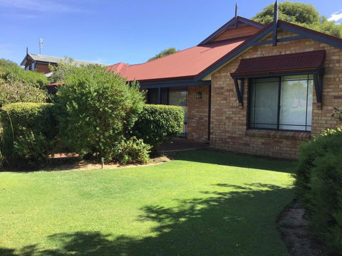 Bussell Retreat - Accommodation Port Hedland 0