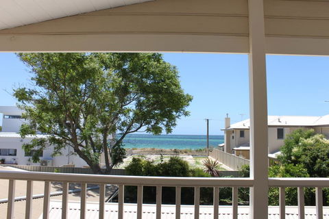 Busselton Beachside - Accommodation Port Hedland 0