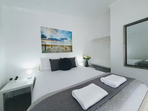 Busselton Holiday Units - Accommodation Port Hedland 0