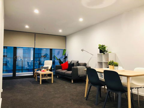 Canberra CBD Apartment 2BR 2BA 1Carpark - Accommodation Port Hedland 0