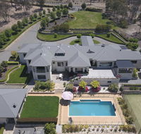 Canberra Luxury Estate - Accommodation Port Hedland