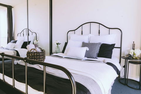 Capitol Executive Apartment On London Circuit - Accommodation Port Hedland 3