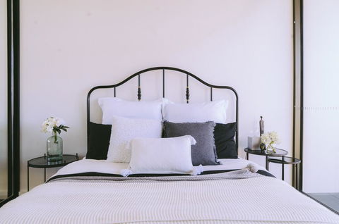 Capitol Executive Apartment On London Circuit - Accommodation Port Hedland 0
