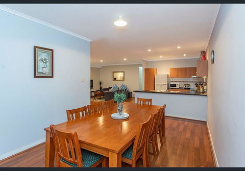 Cardiff St House - Accommodation Port Hedland 3