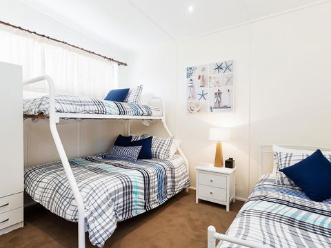 Casa Martins', 219 Foreshore Drive - Absolute Waterfront House - Accommodation Port Hedland 3