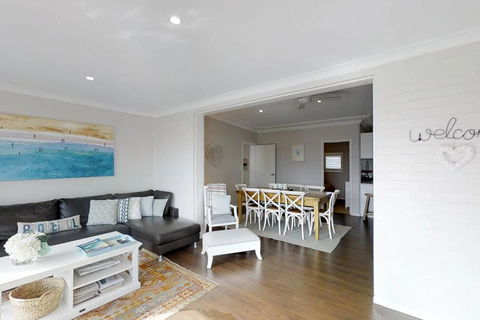 Casa Sorella - Beachfront Family Home - Accommodation Port Hedland 0