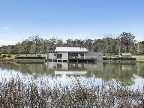 Casa Sul Lago - Quite Simply A Very Special Place - Accommodation Port Hedland 0