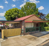 Central Armidale 2-Bedroom Apartment - Accommodation Port Hedland