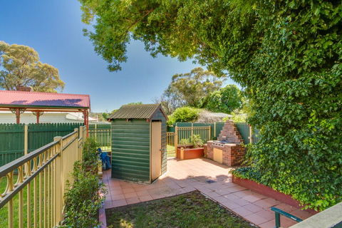 Central Armidale 2-Bedroom Apartment - Accommodation Port Hedland 2