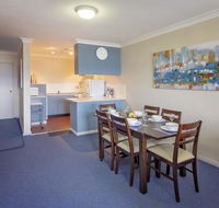 Central Park 7 - the convenience of location  the warmth of comfortable living - Accommodation Port Hedland