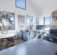 Chalet Deich - Pearse Apt 3 - Ski in ski out - Accommodation Port Hedland