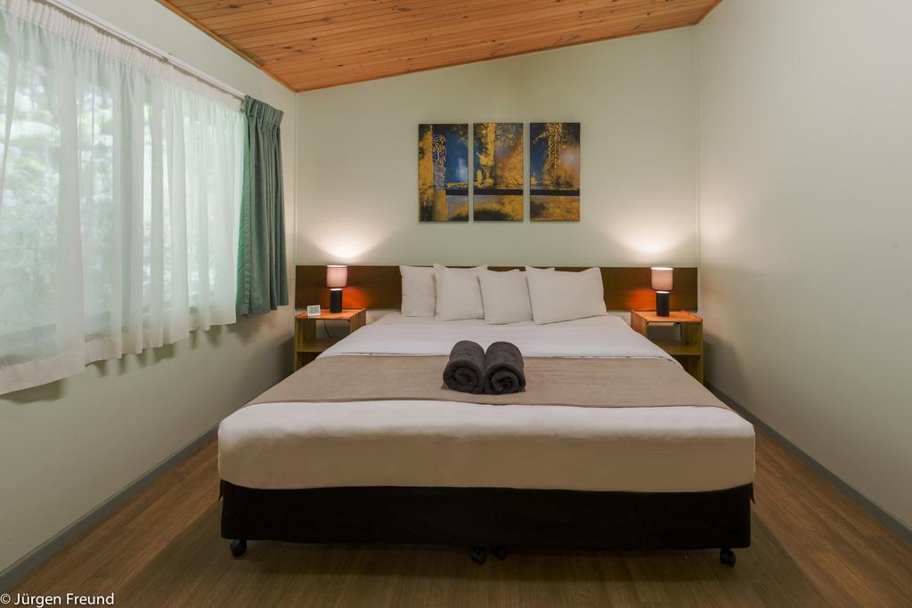 Lake Eacham QLD Accommodation Port Hedland