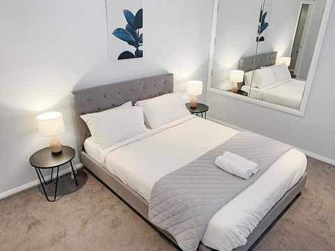 City Center - Modern 2-Bedroom Apartment - Accommodation Port Hedland 2