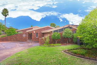 Classic Double Brick Garden House