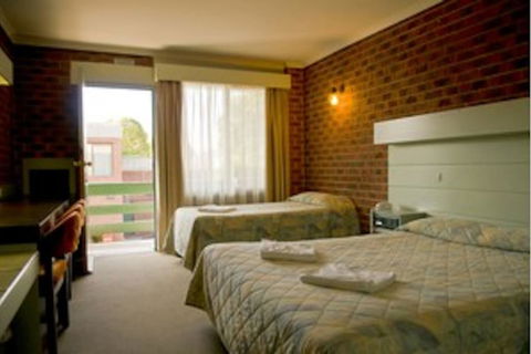 Classic Twin-bed Room 2 In Oakleigh - Accommodation Port Hedland 0