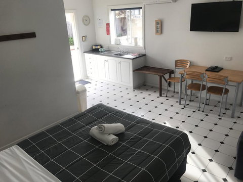 Clearwater Motel Apartments - Accommodation Port Hedland 2