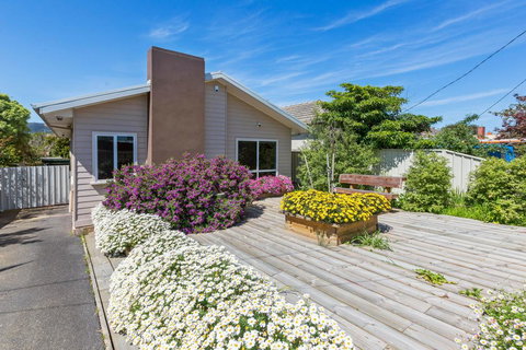 CLOUD NINE - ROSEBUD - Accommodation Port Hedland 0