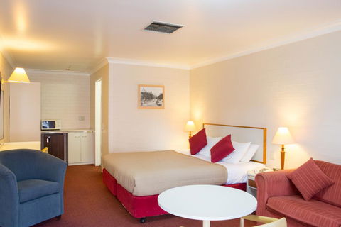 Club Motel Armidale - Accommodation Port Hedland 0