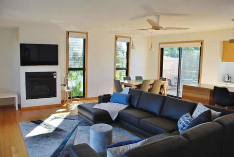 COASTAL BEAUTY ON BRUCE - Accommodation Port Hedland 3