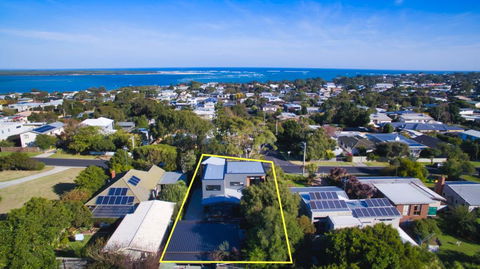 COASTAL BEAUTY ON BRUCE - Accommodation Port Hedland 2
