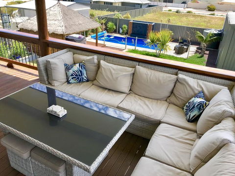 Coastal Paradise Holiday Home: Swimming Pool + WiFi - Accommodation Port Hedland 1