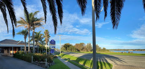 Coastal Waters Motor Inn - Accommodation Port Hedland 1