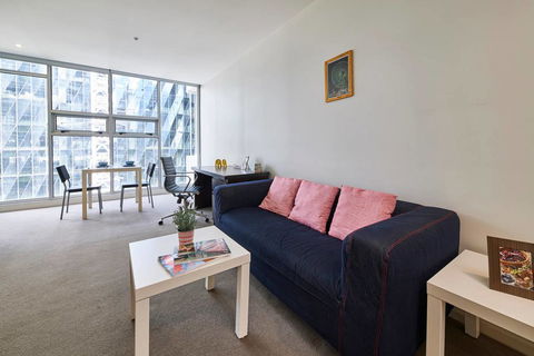 Convenient & Modern 1 Bed Apartment Docklands - Accommodation Port Hedland 2
