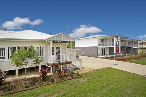 Cooroy Luxury Motel Apartments - Accommodation Port Hedland 1