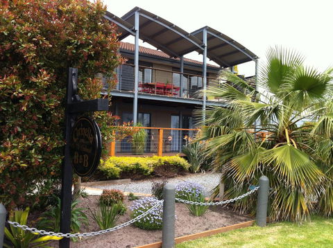 Corinella On The Esplanade Bed & Breakfast - Accommodation Port Hedland 0