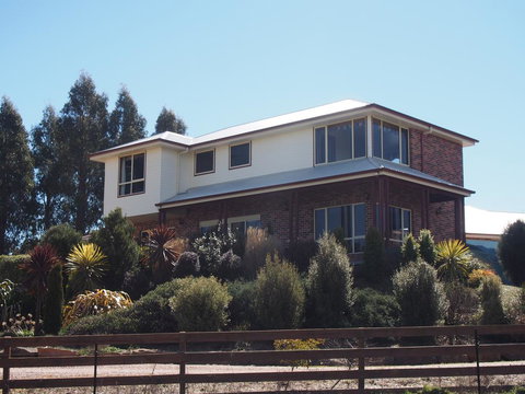 Country Meets Town - Accommodation Port Hedland 0