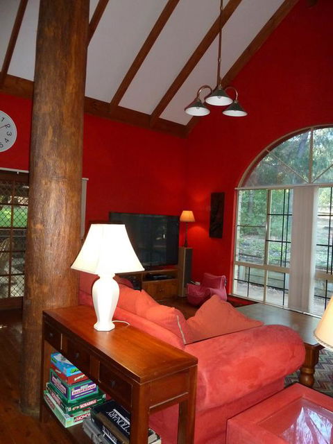 Country Retreat On 1 Acre With Pool, Hot Tub Surrounded By Trees - Accommodation Port Hedland 1