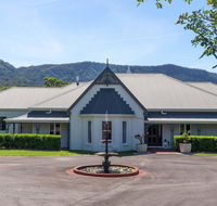 Cowley House - stunning entertainer views pool - Accommodation Port Hedland